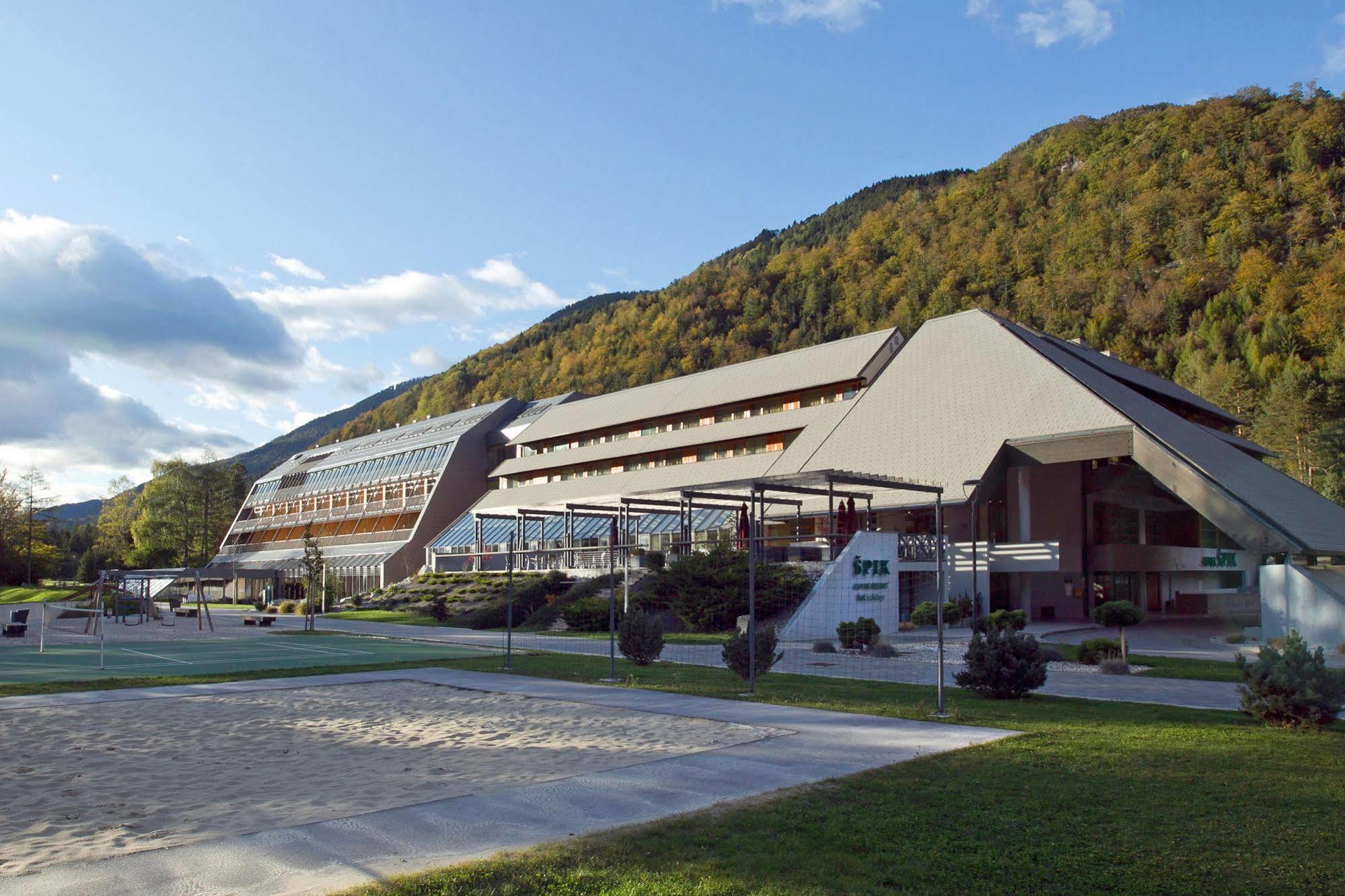 špik Alpine Hotel 3*